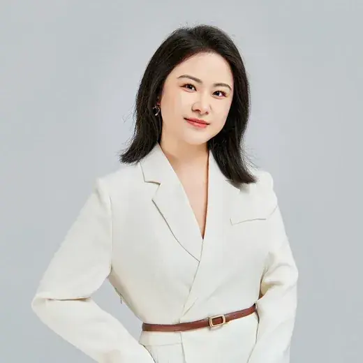 Daisy Zhou